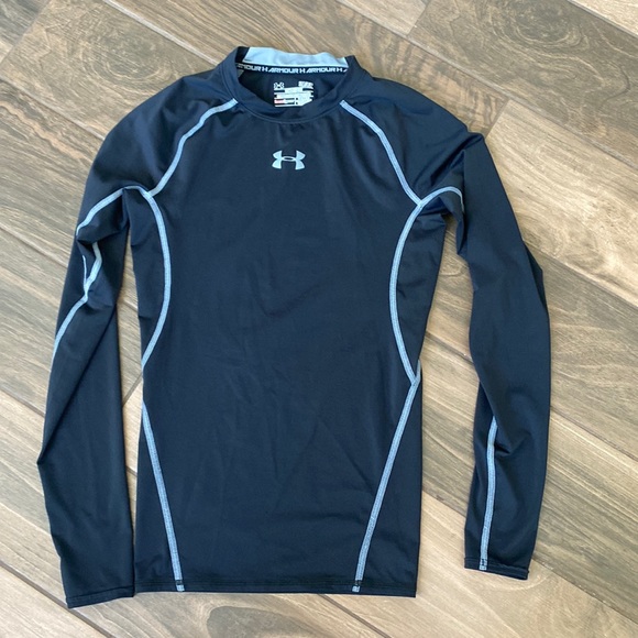 Under Armour Tops - Under Armour compression long sleeve running workout shirt
